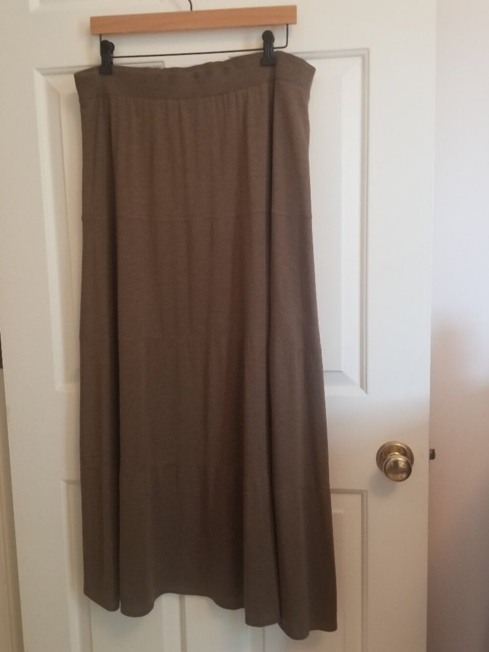 EILEEN FISHER dark olive green tiered skirt